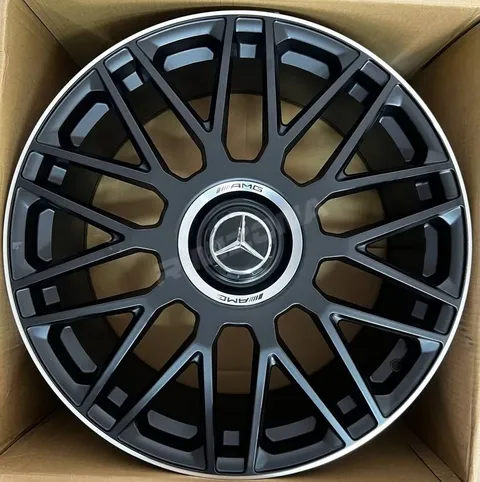 Литой диск В стиле Mercedes AMG 10 Y Spoke R21 10/11J 5x112 ET46/38 dia 66.6