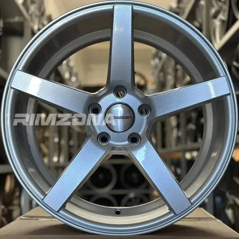 Литой диск В СТИЛЕ VOSSEN CV3 R17 8J 5x114.3 ET27 dia 73.1