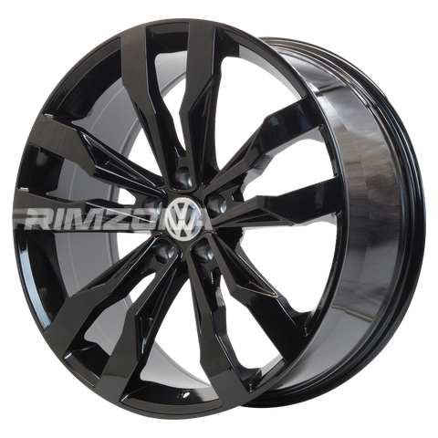 Литой диск В стиле Volkswagen Suzuka R-line R20 8.5J 5x112 ET41 dia 66.6