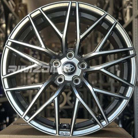 Литой диск VORSTEINER VFF-107 R18 8J 5x114.3 ET35 dia 73.1